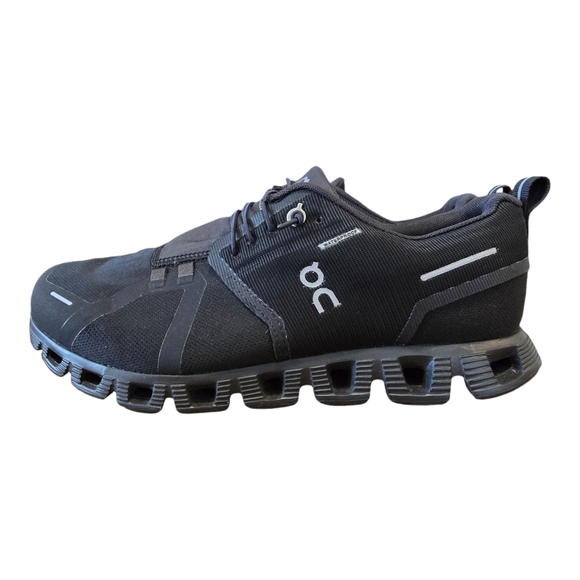 On Cloud 5 Waterproof Running shoe - Picture 1 of 8